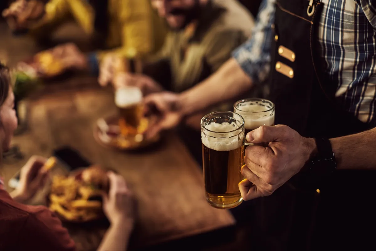 Lei Seca nas Eleições: Entenda como funciona a restrição de bebidas alcoólicas nos estados brasileiros