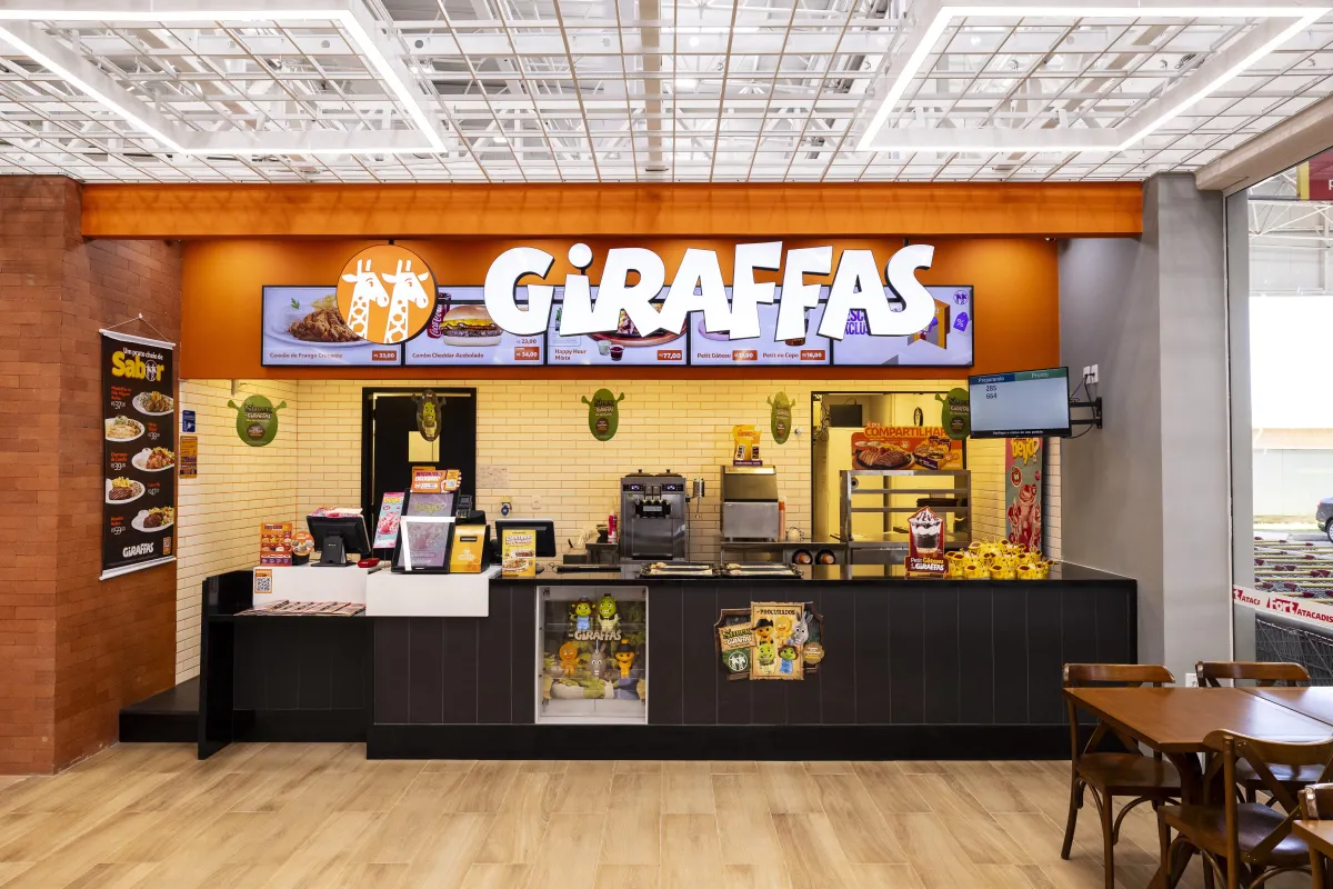 Giraffas investe R$ 2,5 milhões e aposta em hambúrguer de picanha para impulsionar vendas de sanduíches